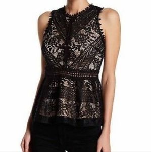 Romeo + juliet couture nude black lace peplum sleeveless blouse tank top xs